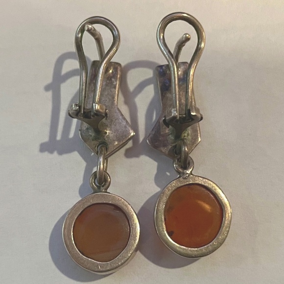 Handcrafted sterling silver earrings with pale amber cabochon at bottom - Picture 2 of 2